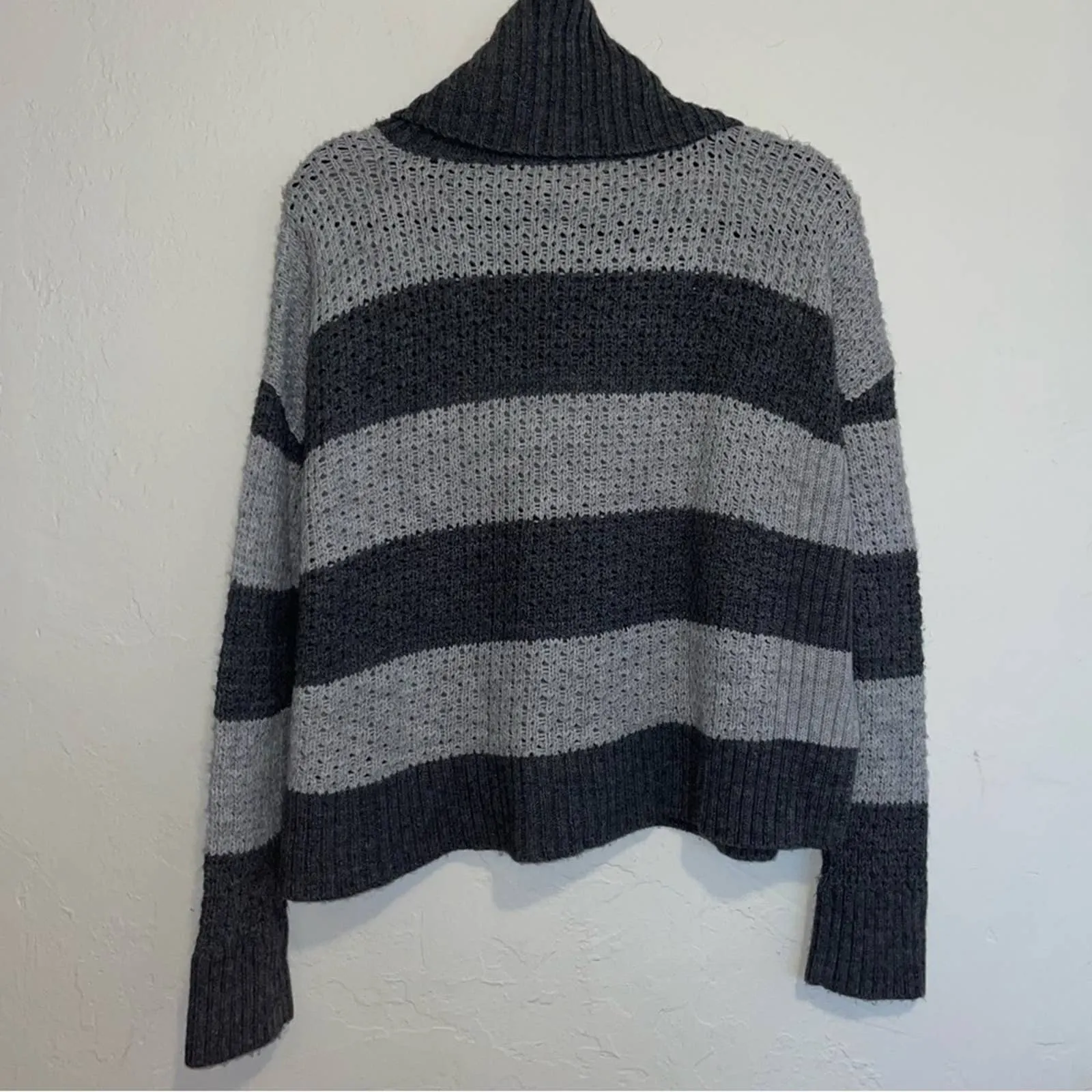 Alice   Olivia Rya Wool Blend Striped Turtleneck Funnel Neck Sweater (Small)