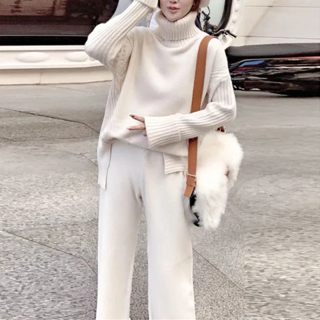 Knitted two piece set