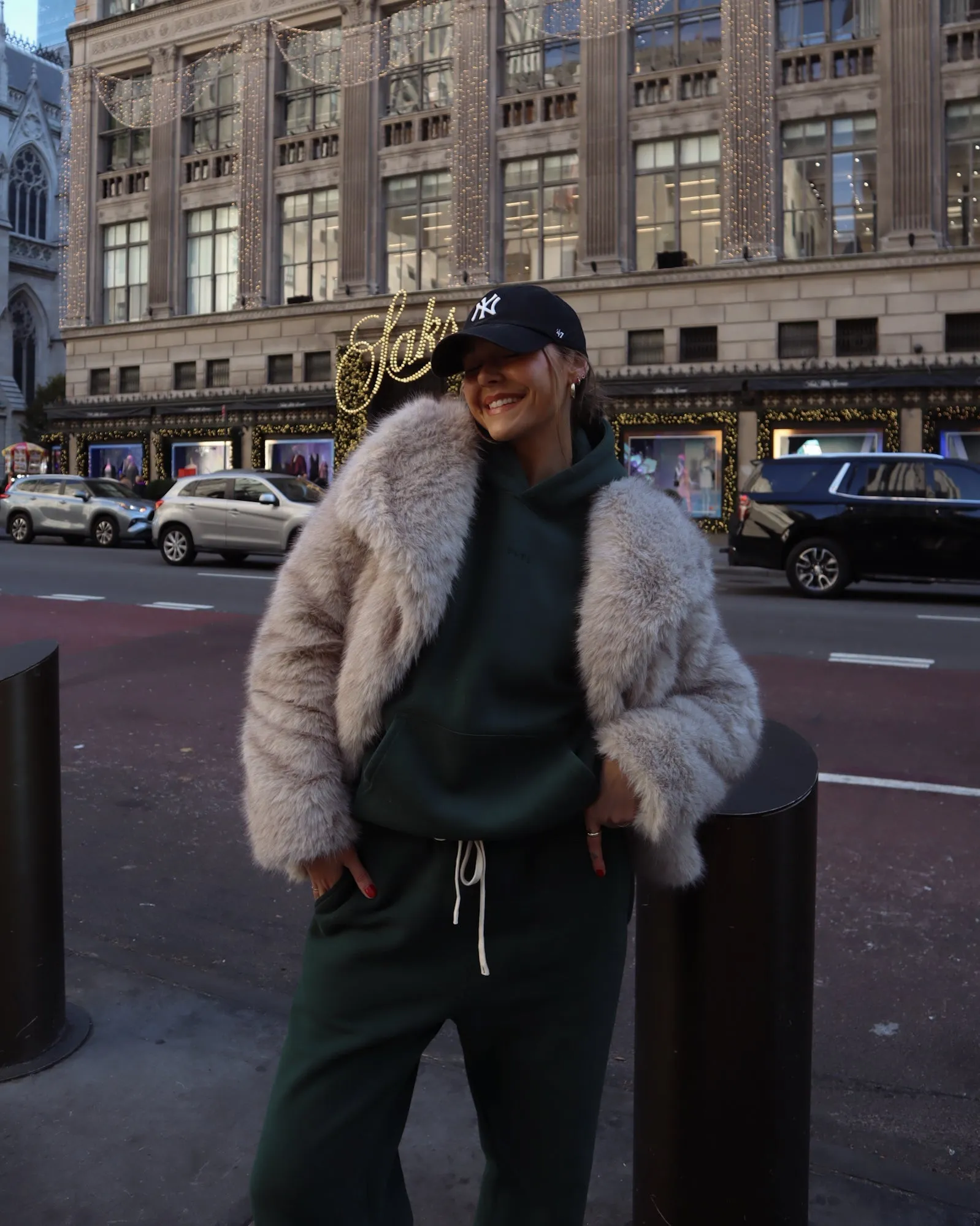 LUXEFLEECE™ HOODIE (EVERGREEN)