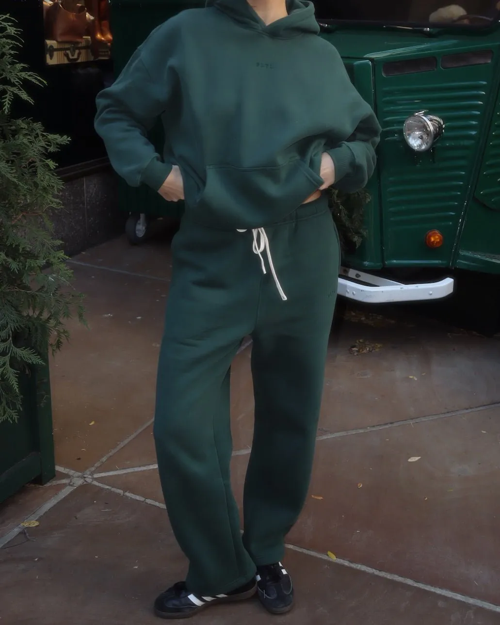 LUXEFLEECE™ HOODIE (EVERGREEN)