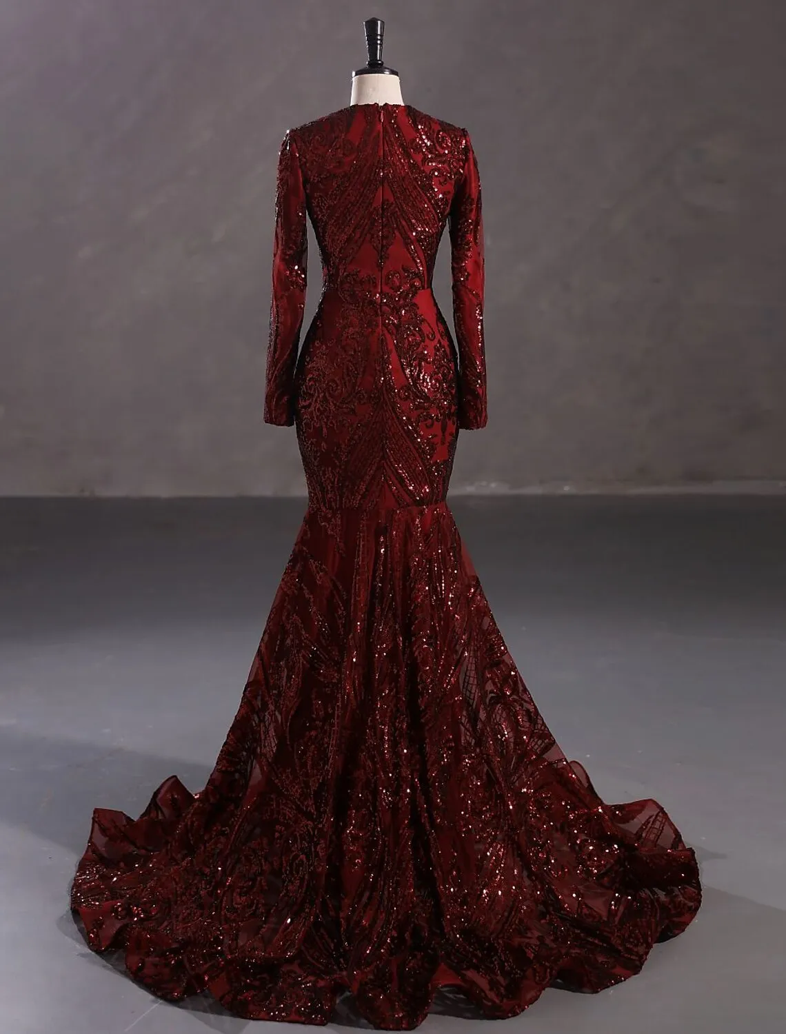 Mermaid / Trumpet Evening Gown Sparkle & Shine Dress Formal Court Train Long Sleeve V Neck African American Lace with Sequin