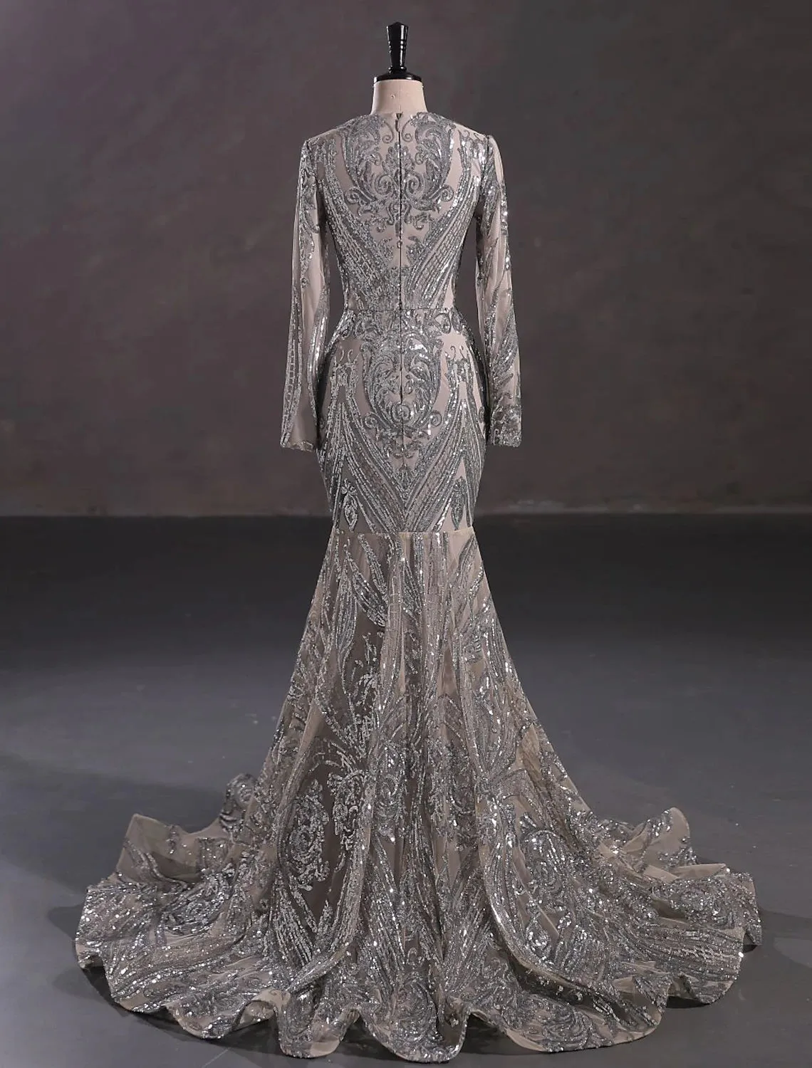 Mermaid / Trumpet Evening Gown Sparkle & Shine Dress Formal Court Train Long Sleeve V Neck African American Lace with Sequin